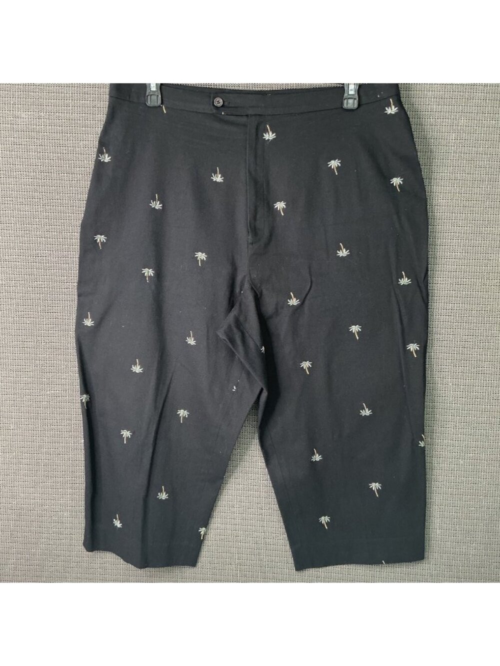 Briggs New York Women's Black Palm Tree Embroidered Cropped Pants 20W Cotton